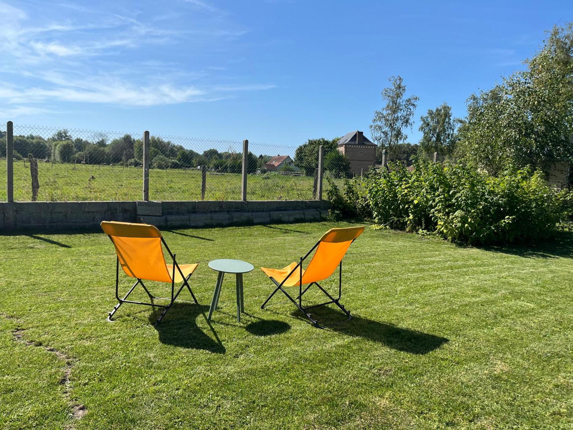 L Hirondelle 3 Bed and Breakfast Erondelle Exteriör bild